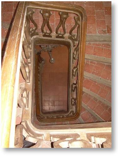 Manoir - escalier